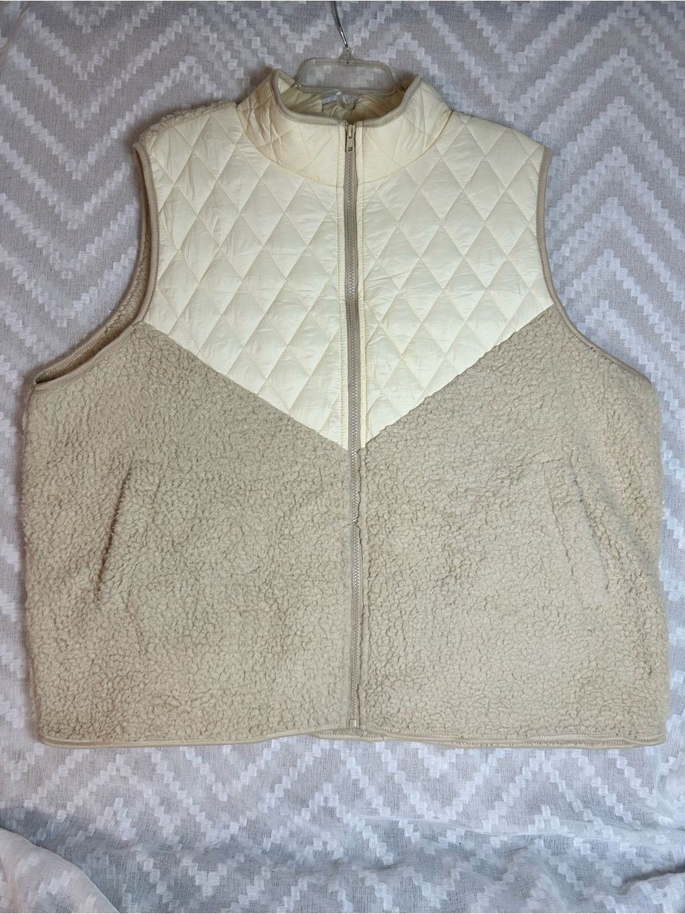 Cozy Quilted Yoke Teddy Vest - Cream